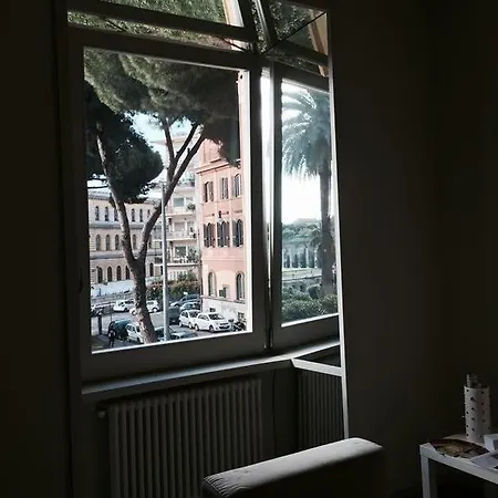 Casa Monte Oppio * רומא